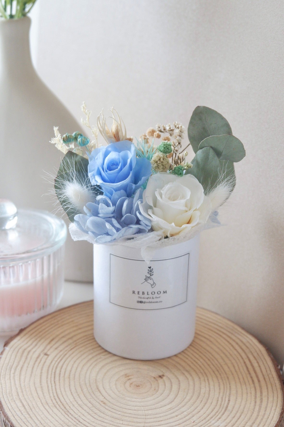 Mina Petit Preserved Bloom Box
