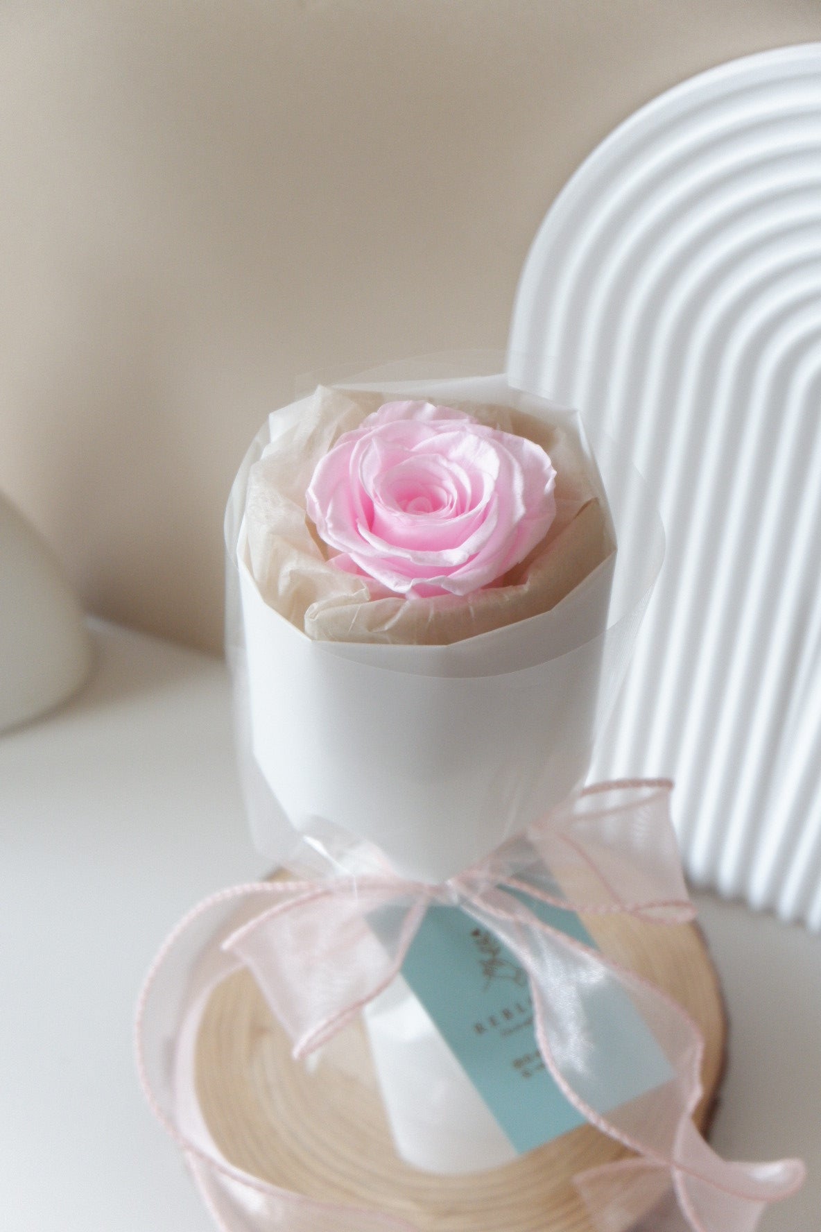 The One Mini Preserved Bouquet (Pink)