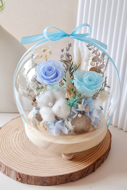 Kai Preserved Flower Snow Globe